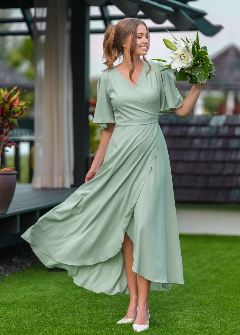 Beautiful Green V-neck Long Short Sleeved Formal Bridesmaid Dress Suitable For Wedding Themes